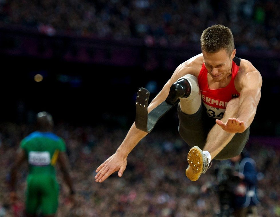 Markus Rehm je držitelem paralympijského rekordu