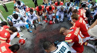 Kansas City Chiefs den po tragédii sehráli nejlepší zápas v NFL