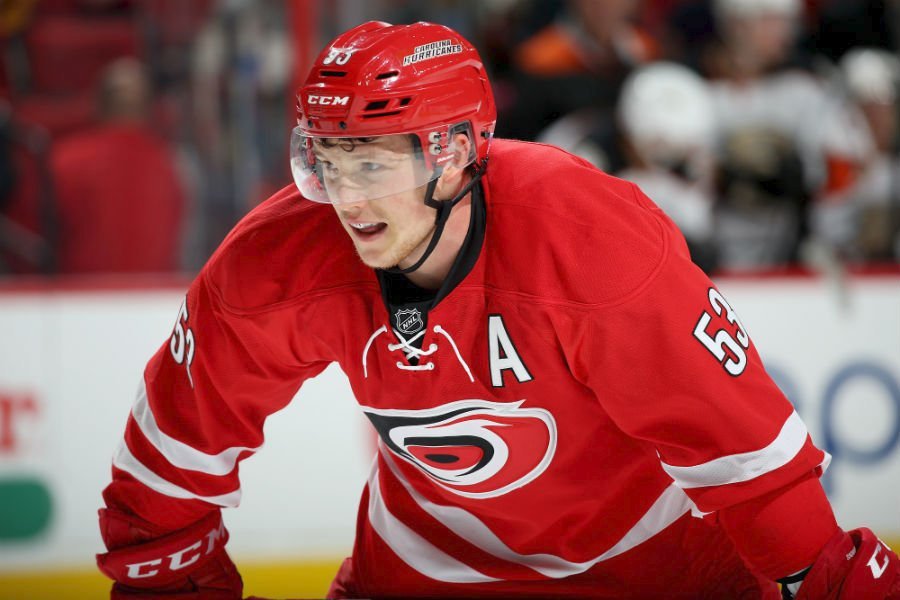 Novou zvučnou posilou Buffalo Sabres se stal střelec Jeff Skinner