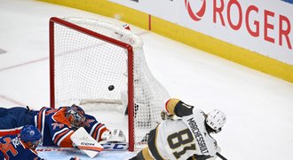 SESTŘIH NHL: McDavid a spol. končí, Vegas postupuje. Řádil Marchessault