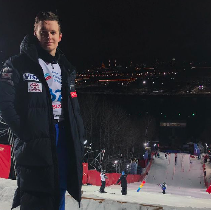 Akrobatický skokan na lyžích Nicholas Novak mění reprezentaci USA za české barvy