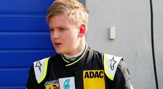 Schumacherův syn Mick se ve formuli 4 dočkal prvního vítězství