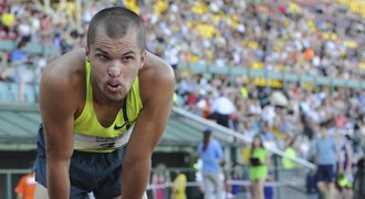 Skvělý Holuša zlepšil halový český rekord na 1000 m časem 2:18,27