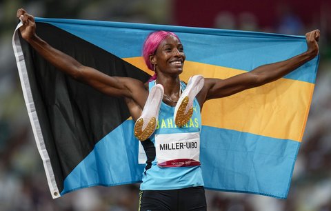 Shaunae Millerová-Uibová z Baham obhájila v Tokiu olympijské zlat