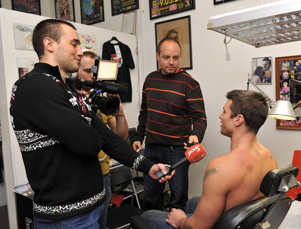 Čeští bobisté se před odletem na olympiádu do Soči nechali tetovat