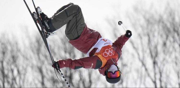 Kanadská akrobatická lyžařka Cassie Sharpeová se stala olympijskou vítězkou v U-rampě.