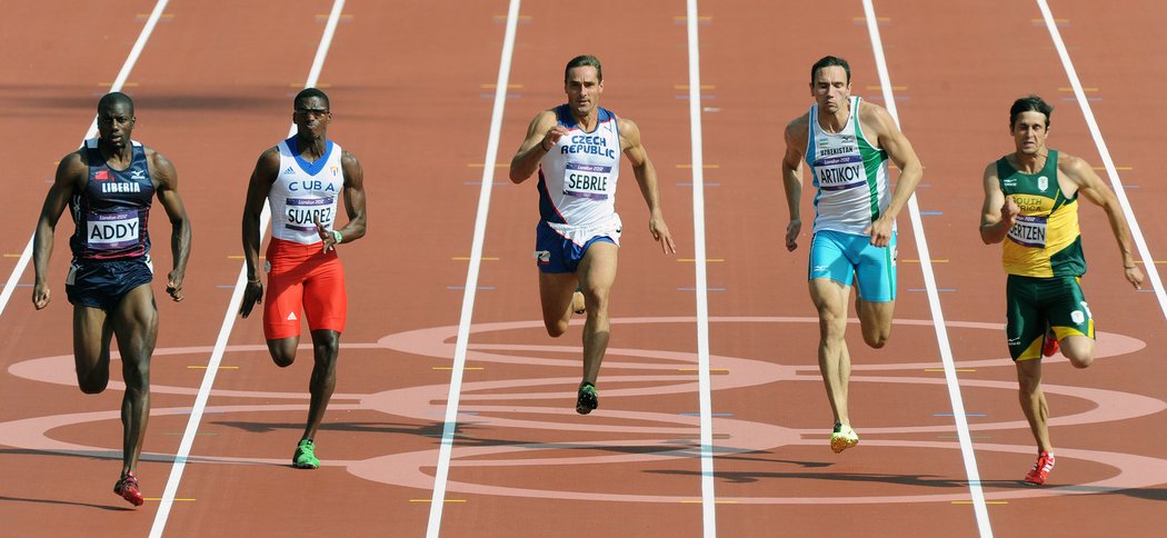 Český desetibojařský veterán Šebrle ve sprintu na 100 m