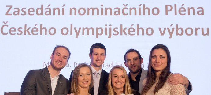 Čeští olympijští sportovci při nominačním večeru na Hry v Koreji