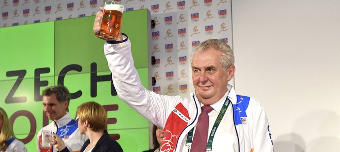 Prezident Miloš Zeman při otevření Českého domu na olympiádě v Riu