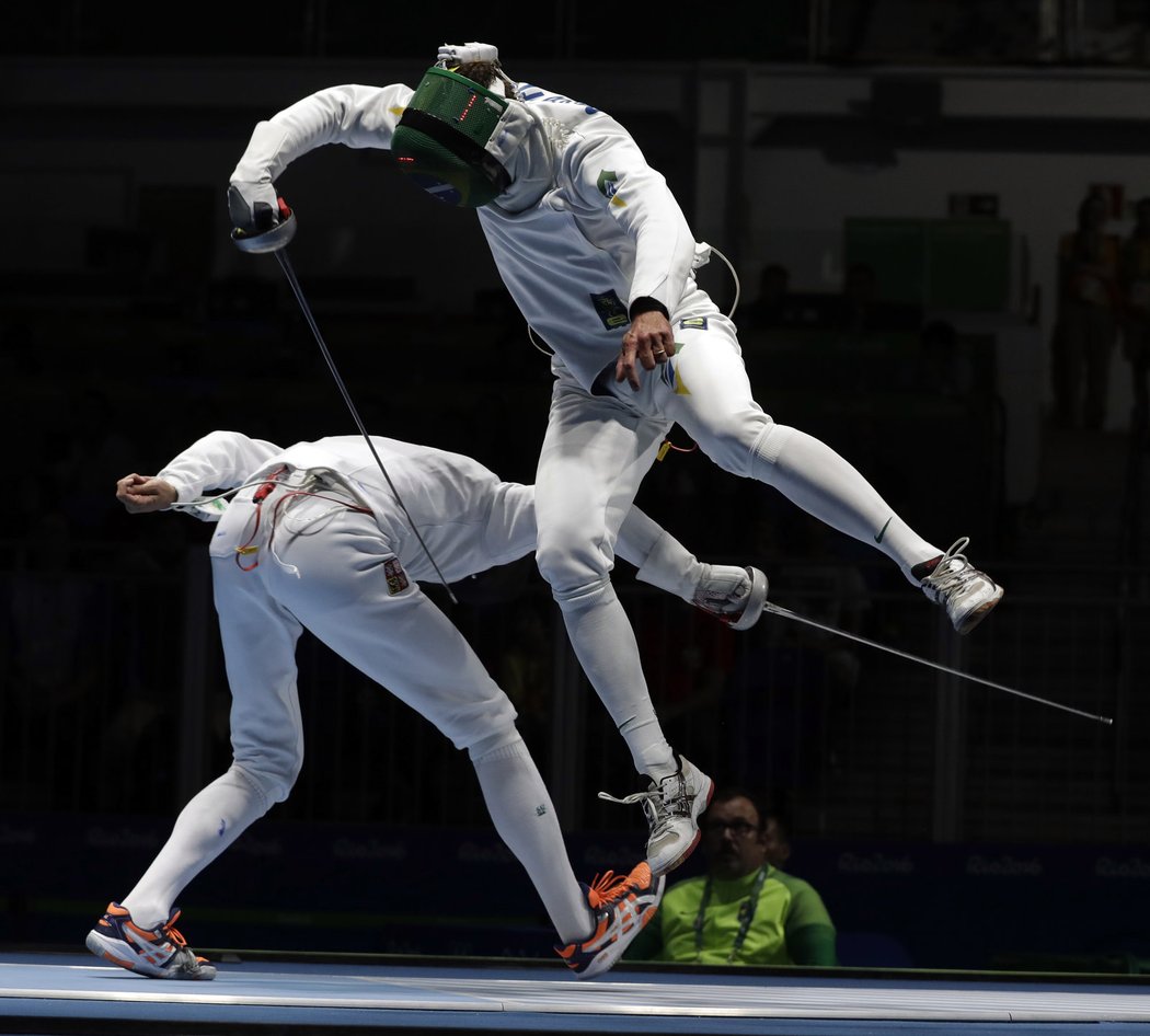 Jiří Beran se v prvním kole olympijské soutěže kordistů ocitl pod Brazilcem Athosem Schwantesem. Nakonec s ním také prohrál.