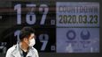 Olympijské odpočítávání v Tokiu běží, konání Her v řádném termínu je ale stále více nepravděpodobné...