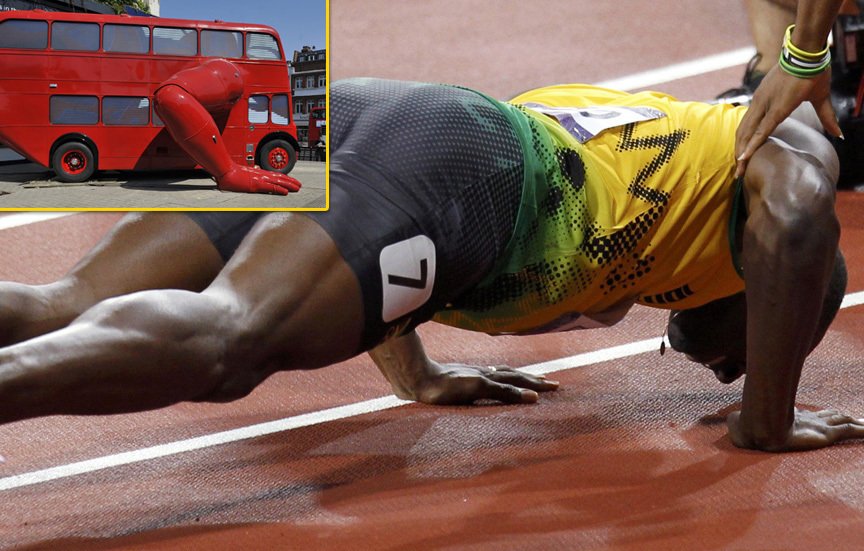 Oslava obhájeného zlata ze dvoustovky. Že by Usain Bolt viděl klikující autobus Davida Černého?
