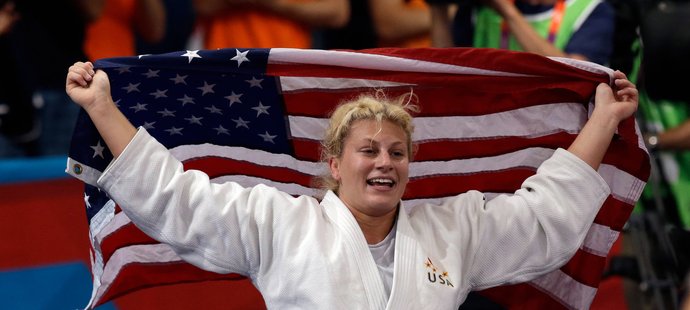 Kayla Harrison se dělí o svou radost ze zlaté medaile