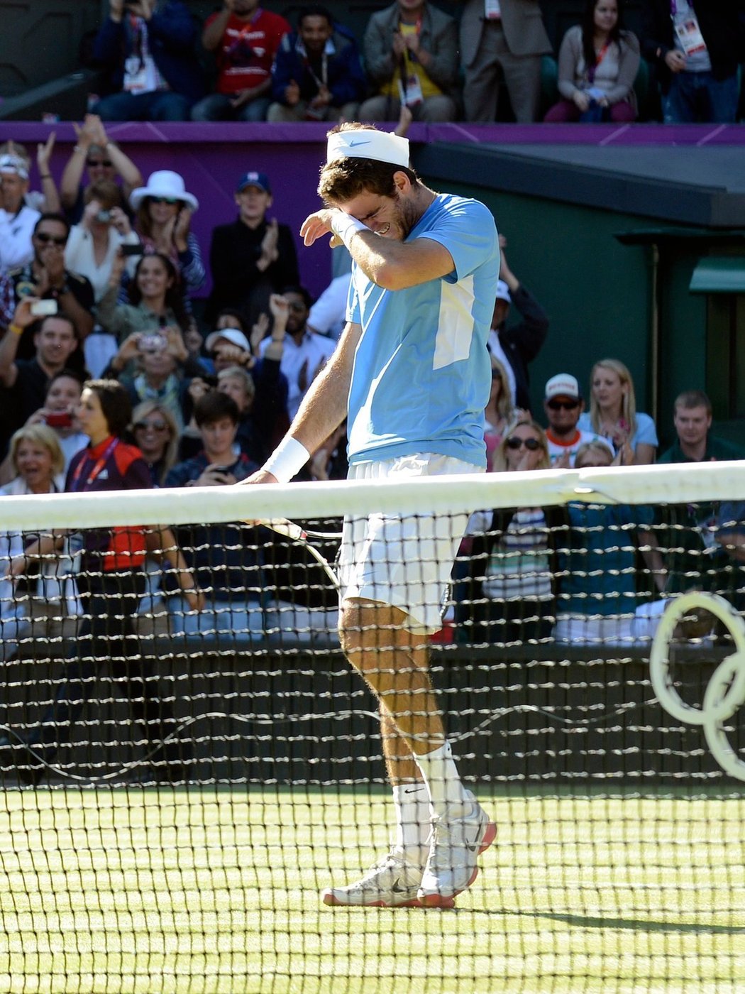 Zničený Juan Martin del Potro po prohraném semifinále s Federerem