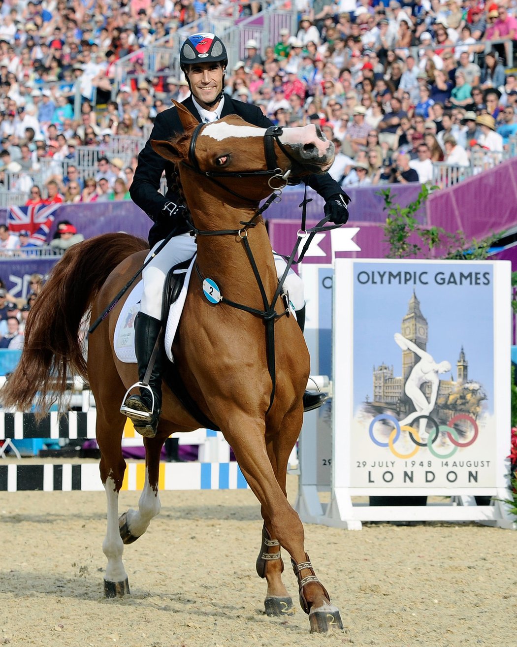 David Svoboda olympijský parkúr v Londýně zvládl a zajistil si první místo pro závěrečný běh se střelbou