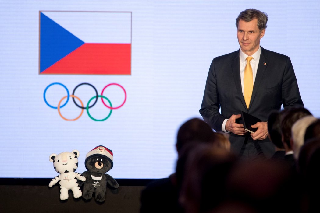 Předseda ČOV Jiří Kejval během nominačního večera před olympiádou v Jižní Koreji