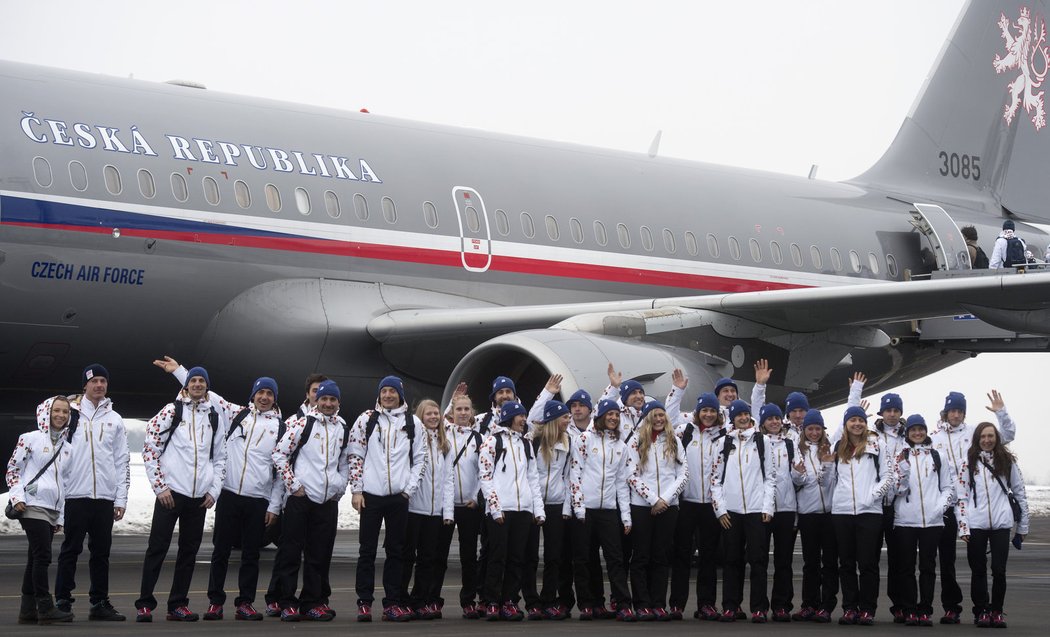 První část české olympijské výpravy vyrazila na olympiádu do Soči