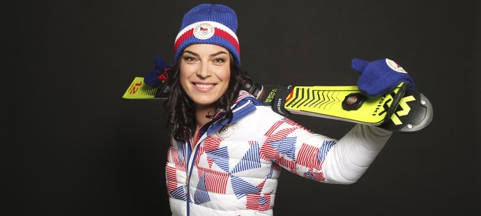 Lyžařka Martina Dubovská v nové olympijské kolekci