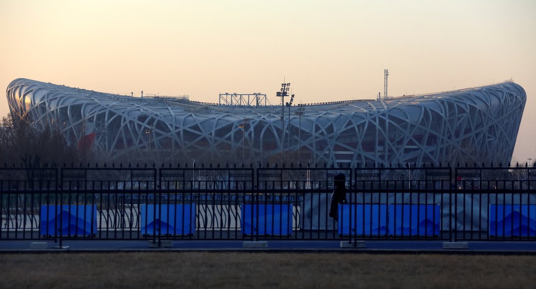 Stadion Ptačí hnízdo, kde se bude konat zahajovací i závěrečný ceremoniál pekingské olympiády