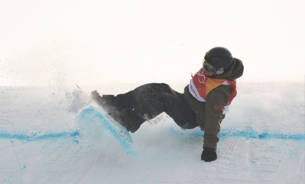 Snowboardista Petr Horák s největší pravděpodobností přijde o olympijskou soutěž v Big Airu.