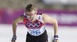 Olympijský pařák. Američanka Sadie Bjornsenová na trati klasické desítky úplně bez rukávů