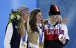 Eva Samková si předávání zlaté medaile užívala na plné pecky