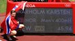 Karsten Warholm se raduje ze svého světového rekordu na 400 m překážek