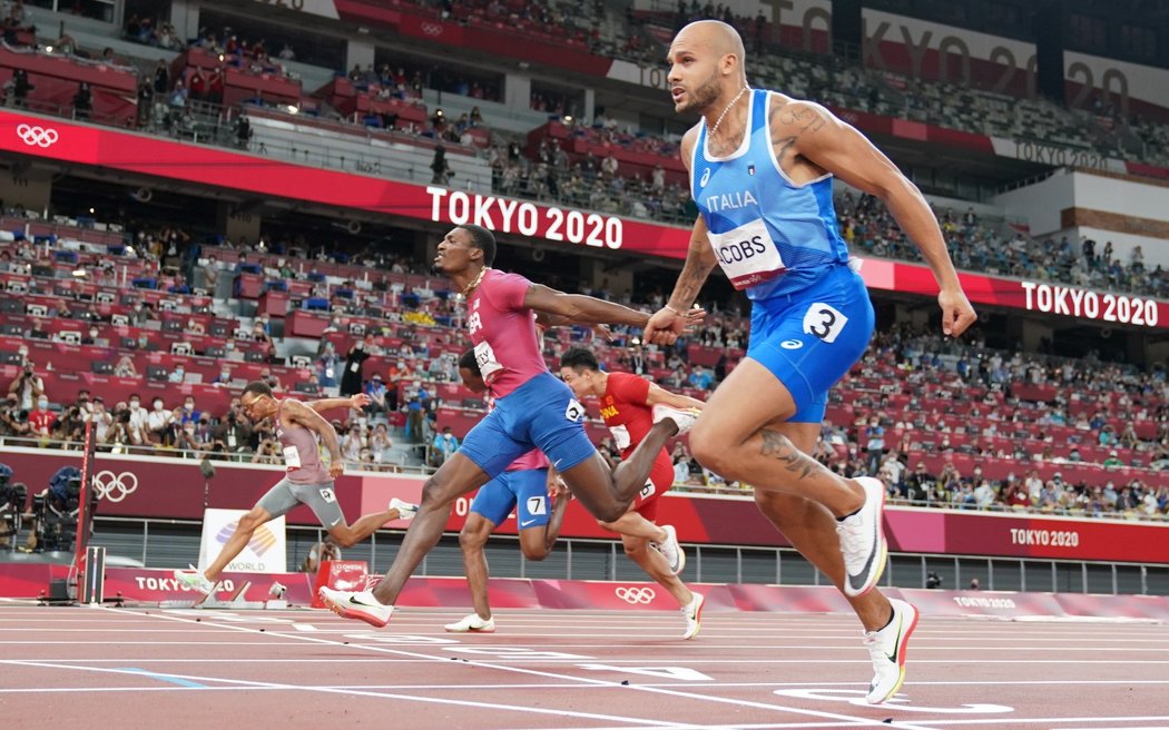 Italský sprinter Lamont Marcell Jacobs při olympijském zlatém běhu na 100 metrů, kde pro Itálii získal historické zlato