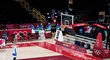 Čeští basketbalisté na prvním olympijském tréninku v obří hale v Tokiu