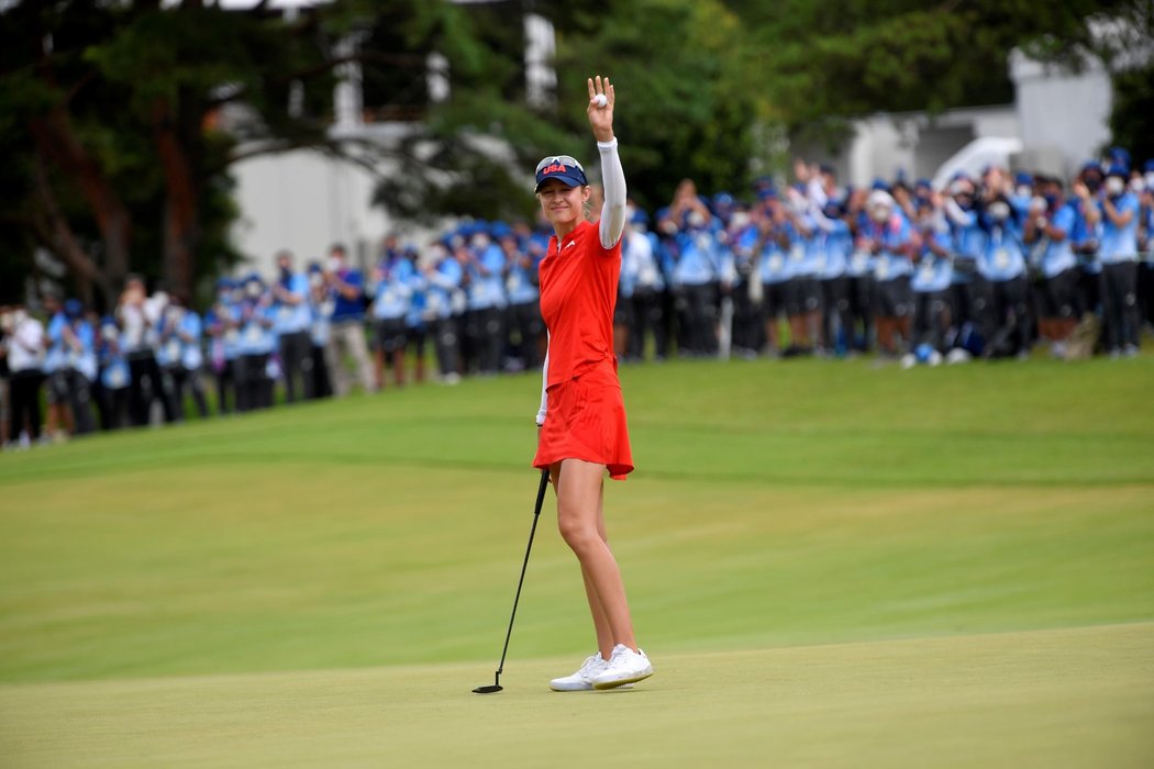 Američanka s českými kořeny Nelly Kordová vybojovala zlatou olympijskou medaili v golfu