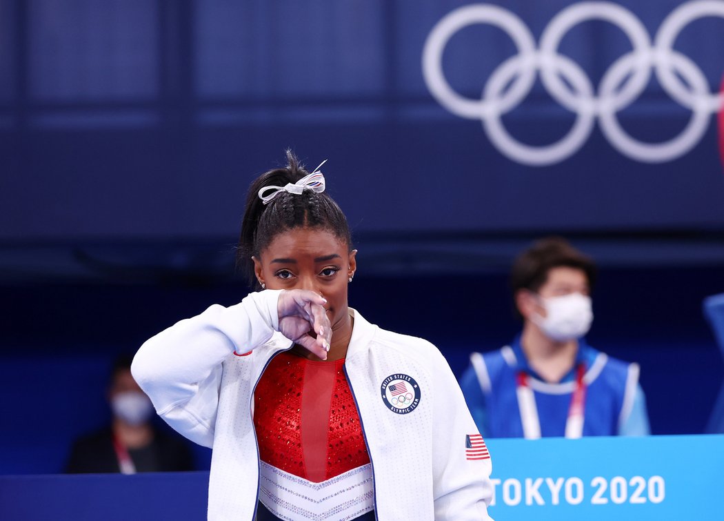Simone Bilesová odstoupila z finále týmového víceboje gymnastek