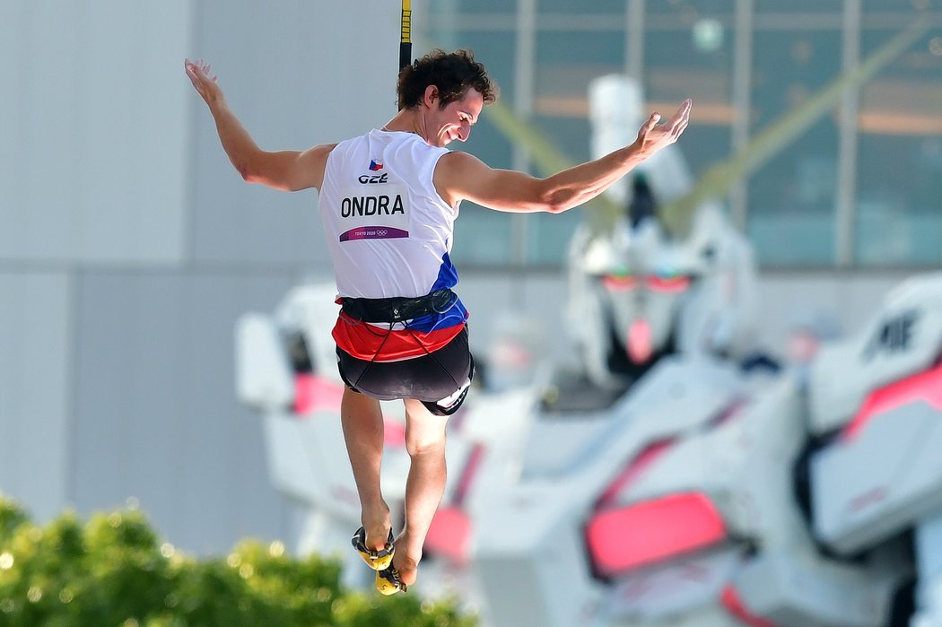 Adam Ondra si v lezení na rychlost vylepšil osobní rekord