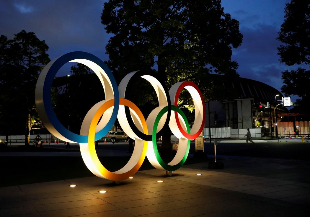 Olympijský stadion v Tokiu. Původně měl vypadat úplně jinak