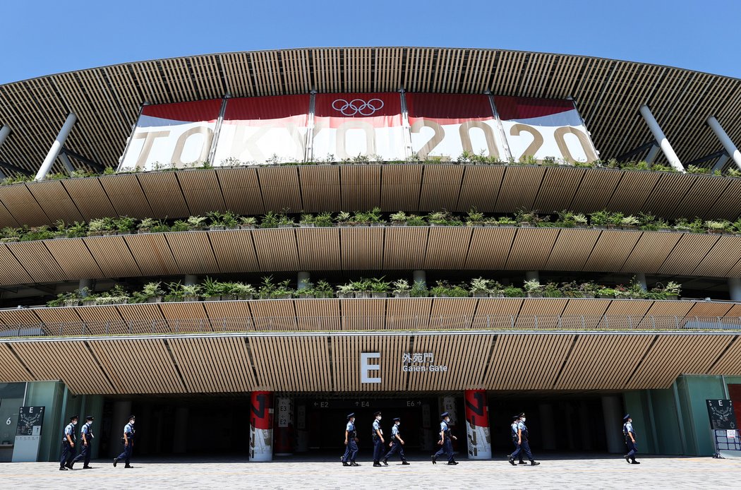 Olympijský stadion v Tokiu. Původně měl vypadat úplně jinak