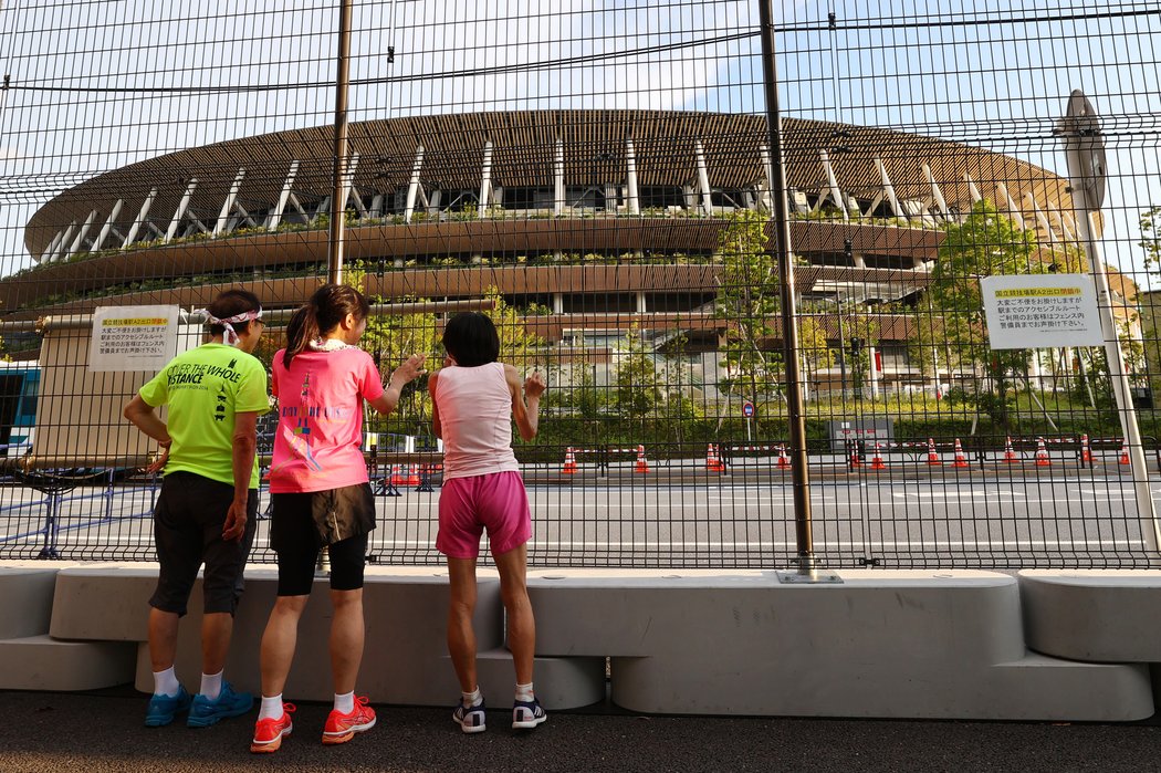 Olympijský stadion v Tokiu. Původně měl vypadat úplně jinak