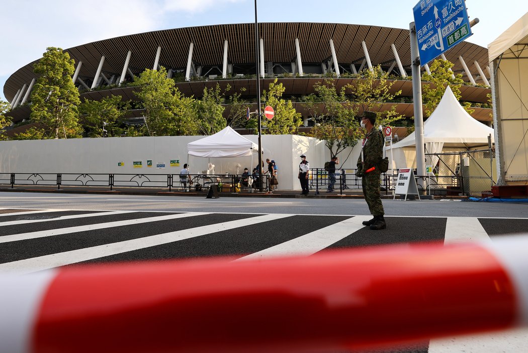 Olympijský stadion v Tokiu. Původně měl vypadat úplně jinak