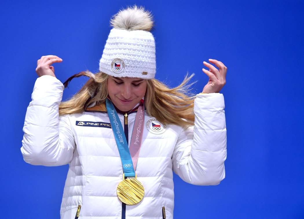 Ester Ledecká si užívá první chvíle s druhou zlatou medailí z olympiády