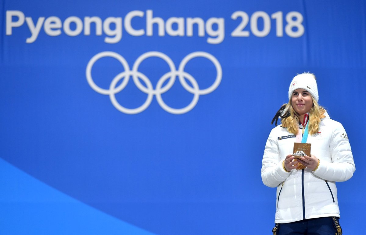 Ester Ledecká dostala svou druhou zlatou medaili na olympiádě v Pchjongčchangu