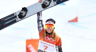 Královna Ledecká má druhé ZLATO! Ovládla i obří slalom na snowboardu