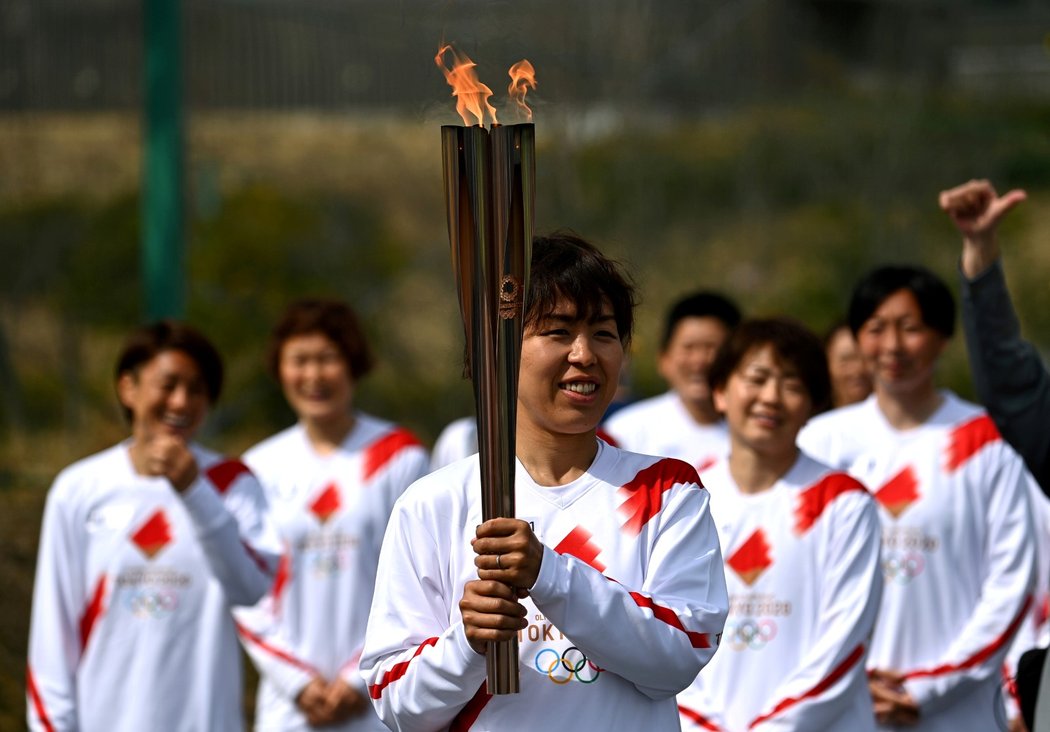 Start štafety s olympijským ohněm v japonské Fukušimě