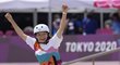 Momidži Nišijová je ve 13 letech olympijskou šampionkou