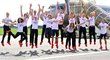 Část české olympijské výpravy vyrazila v pátek do Tokia vládním speciálem