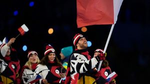 První dojmy vlajkonoše »Pasty«: Pokec, vtipná hosteska i policejní doprovod První dojmy vlajkonoše »Pasty«: Pokec, vtipná hosteska i policejní doprovod