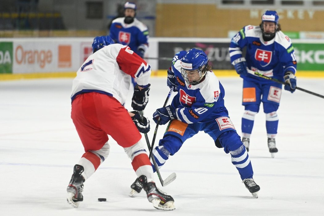 Slovenský juniorský reprezentant Ondrej Molnár se během školního turnaje ve florbalu zapletl do ostré bitky, při které ošklivě zranil protihráče