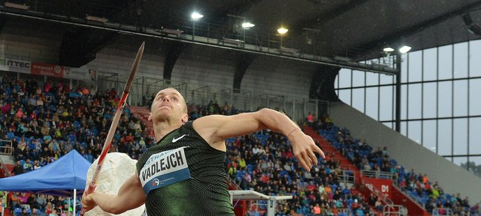 Oštěpař Jakub Vadlejch na domácí půdě zářil, Zlatou tretru ovládl výkonem 88,36 metrů