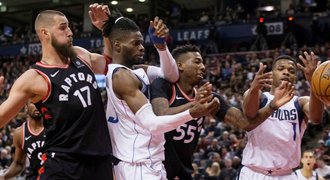 Toronto vyrovnalo klubový rekord v NBA. Warriors padli a přišli o Duranta