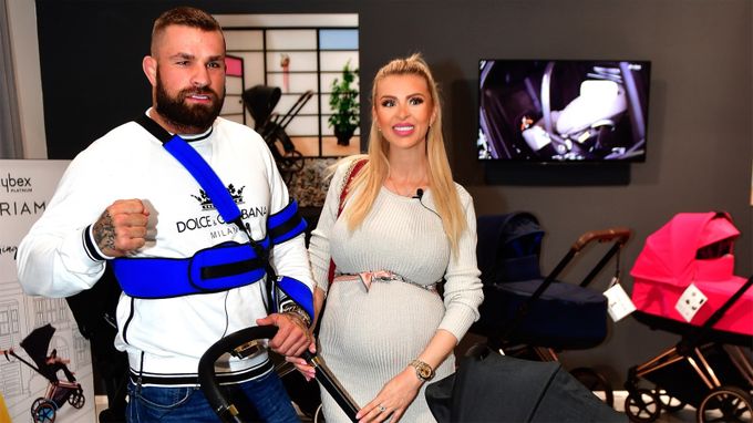 Bijec Vémola s Lelou: poslední přípravy na narození dcery! Nakupovali zlatý luxus Bijec Vémola s Lelou: poslední přípravy na narození dcery! Nakupovali zlatý luxus