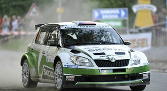 Kopeckého na Barum rally zastavil motor, soutěž byla kvůli tragédii zrušena