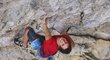 Český lezec Adam Ondra se sápe k vrcholu