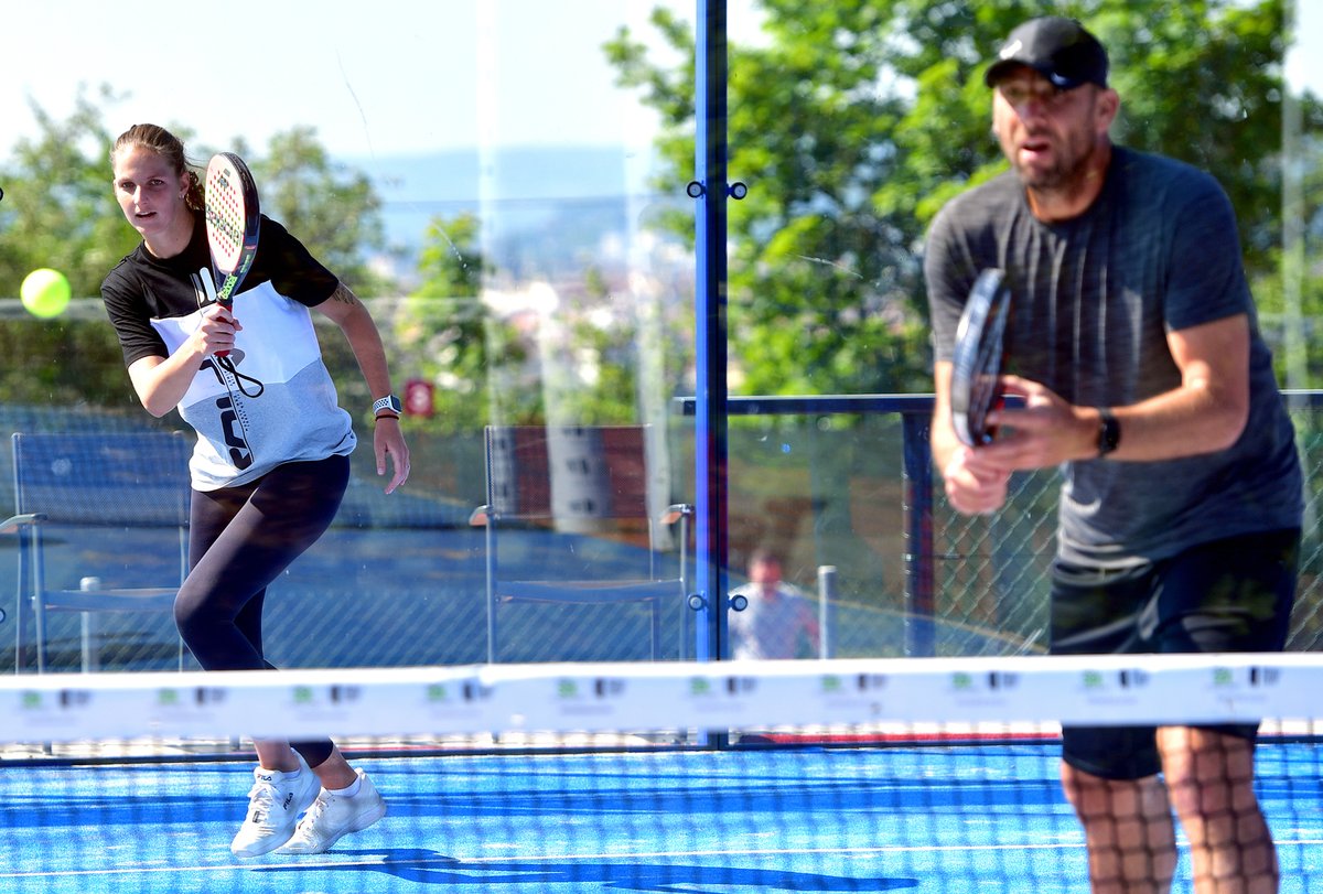 Jan Koller a Karolína Plíšková na turnaji v padelu